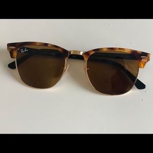 Tortoise Gold Ray-Bans Clubmaster Style
